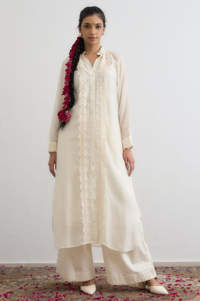 Off white lace embroidered kurta set
