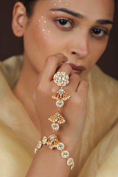 Riana Jewellery White gold plated jadau haathphool RIANAPR26D243510
