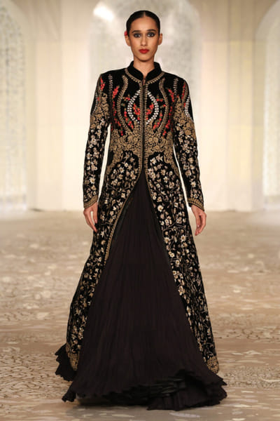 Black embroidered velvet long jacket