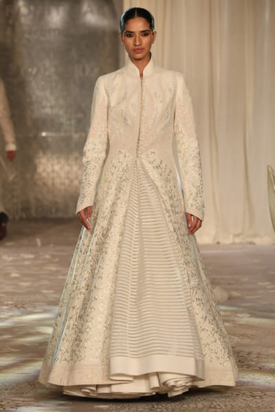 Ivory embroidery long matka silk jacket