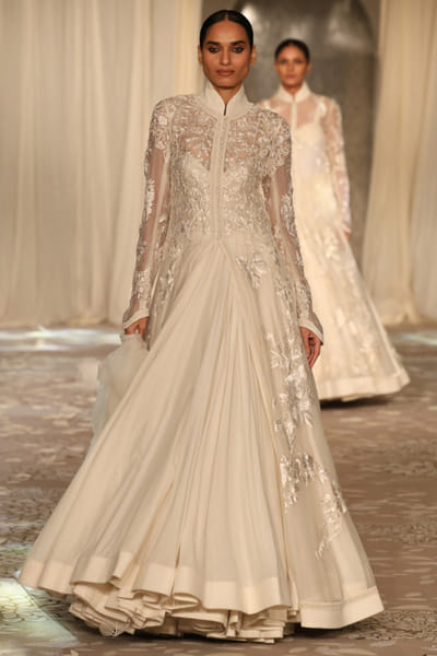 Ivory floral embroidered long jacket