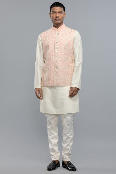 Powder pink resham embroidered bandi