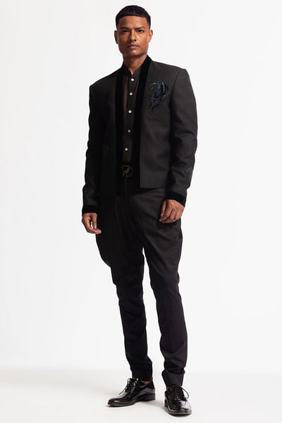 Black horse motif embroidered jacket