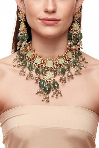 Green stone and kundan necklace set