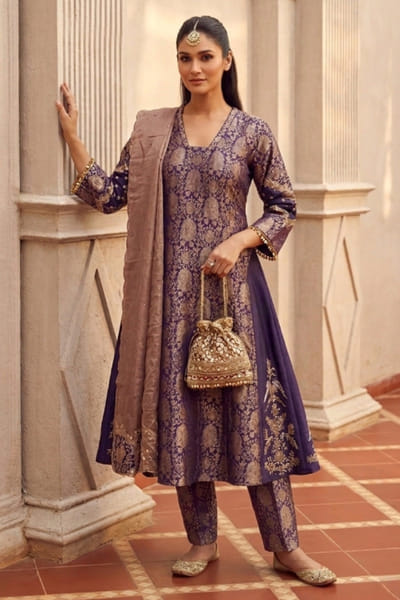 Ronak's Couture Blue and gold banarasi kadwa kurta set RONAMAY26D145498