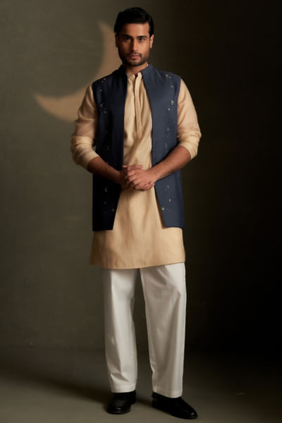 Blue and beige embroidered bundi kurta set