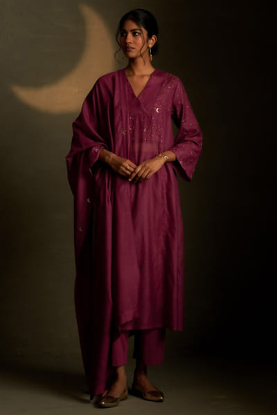 Twilight magenta motif embroidered kurta set