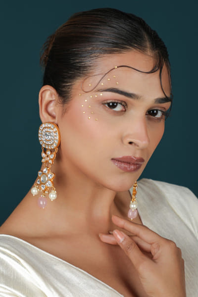 Riana Jewellery Light pink floral quartz earrings RIANAPR26D143344