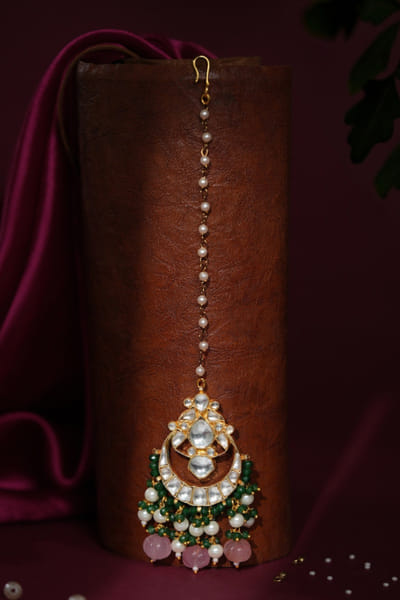 Riana Jewellery Pink and white gold plated pearl maang tikka RIANAPR26D243500