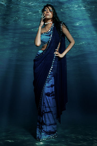 Blue tie & dye pre-stitched sari set
