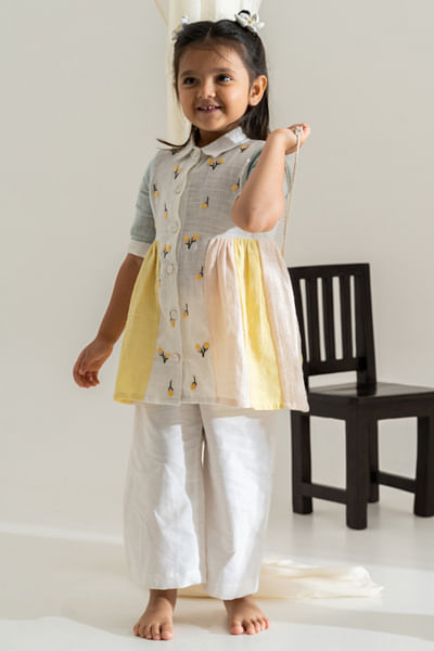 Pearl white embroidered kurta set