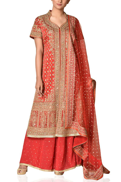 Red embellished kurta set