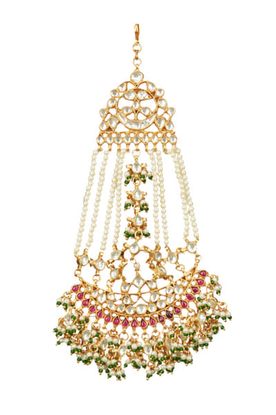 White pearl embellished passa