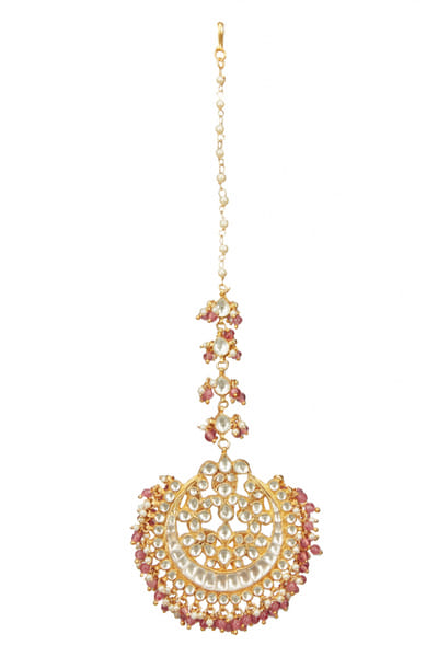 White stone embellished maang tikka