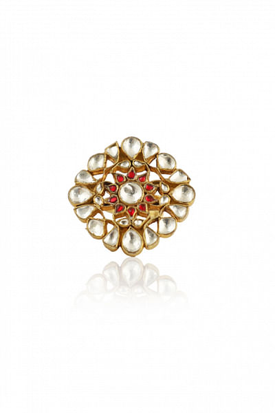 Red and white jadtar stone ring