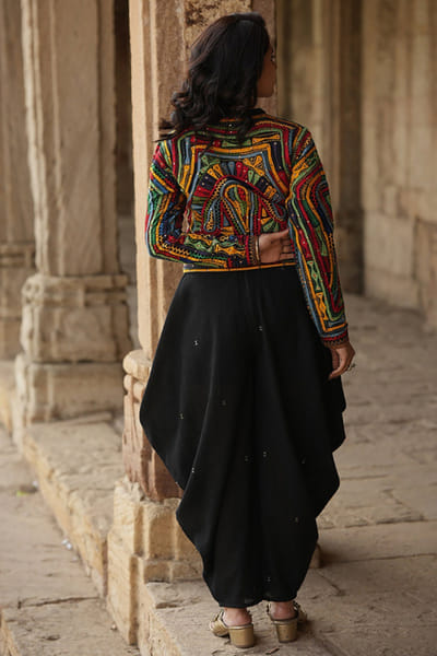 Purvi doshi Black katab embroidered khadi jacket PURVJUN26D147962