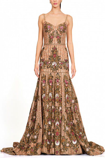 Copper sweetheart neck gown