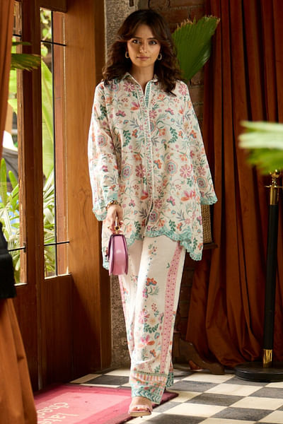 Off white floral printed short kurta set