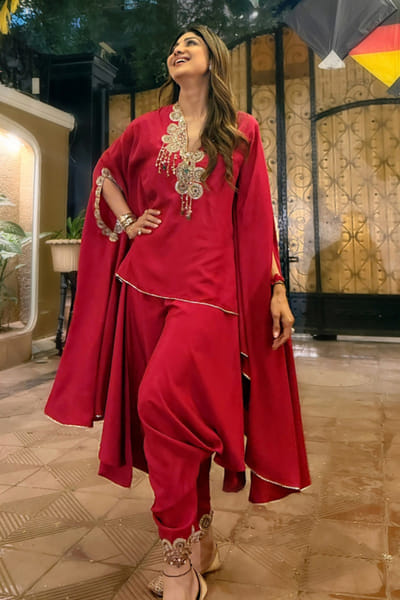 Ridhi Mehra Red embroidered cape and draped salwar set RIDDEC25D133671