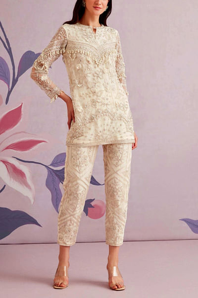 Ivory embroidered kurta and pants
