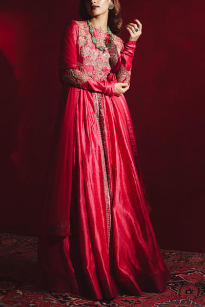 Ridhi Mehra Red embroidered lehenga set RMHOCT2220