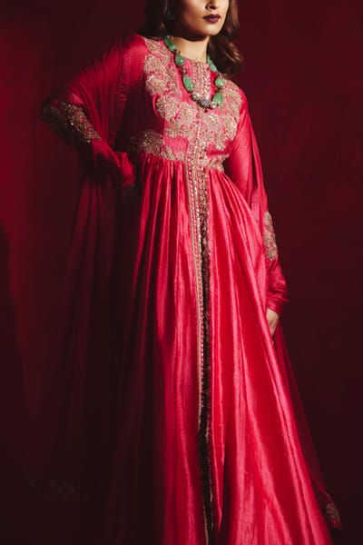 Ridhi Mehra Red embroidered lehenga set RMHOCT2220