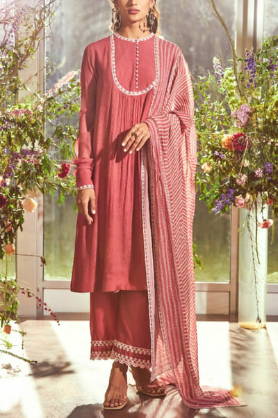 Onion pink kurta set