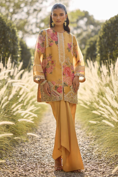 Ridhi Mehra Yellow print embroidered kurta-drape skirt set RIDHJUL26D150209