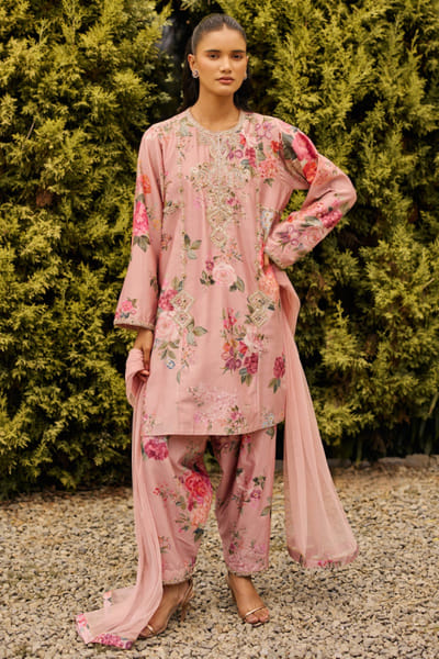 Ridhi Mehra Dusky pink print embroidered kurta set RIDHJUL26D150220