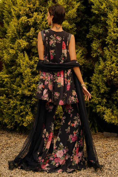 Ridhi Mehra Black floral print embroidered kurta set RIDHJUL26D150226