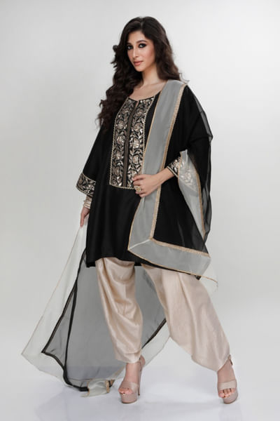 Black sequin embroidered kurta set