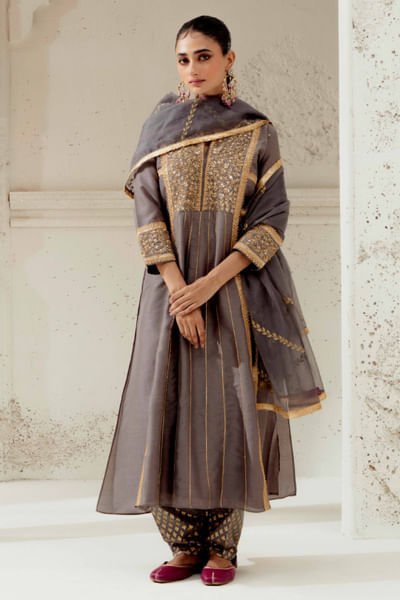 Grey floral hand embroidery kalidar kurta set