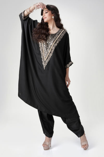 Black embroidered kaftan set
