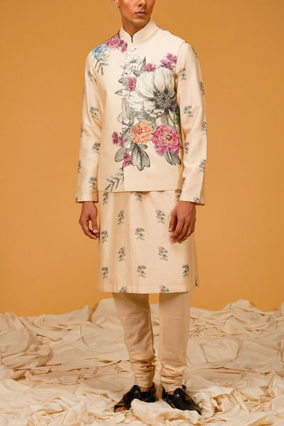 Ivory bird printed bandi and kurta set