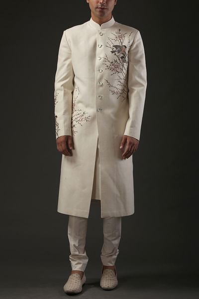 Ivory zari embroidered sherwani