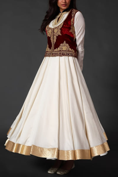 Wine koti and anarkali set