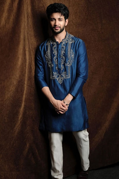 Blue embroidered kurta set