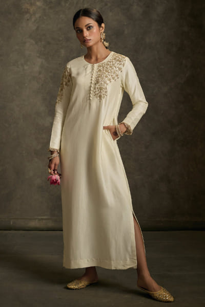 Label Revati Palshetkar Ivory zardozi embroidered kurta dress LABEJUL26D148568