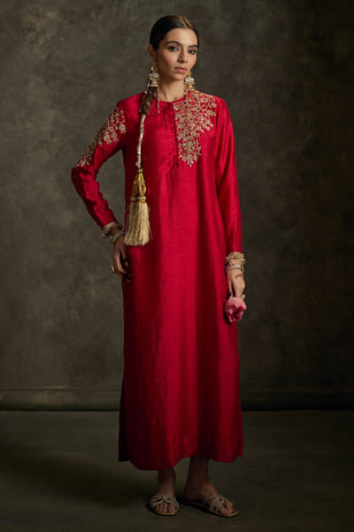 Label Revati Palshetkar Red zardozi embroidered kurta dress LABEJUL26D148569