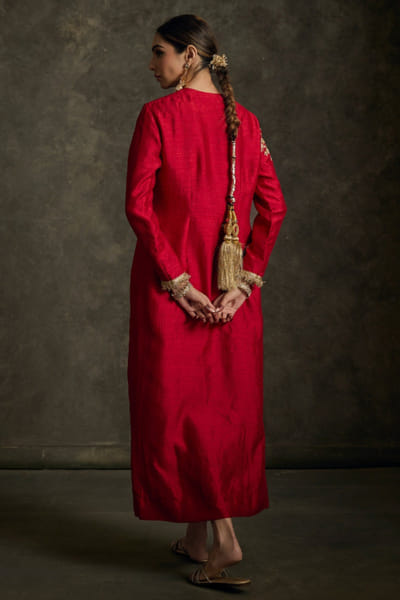 Label Revati Palshetkar Red zardozi embroidered kurta dress LABEJUL26D148569