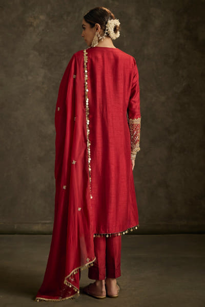 Label Revati Palshetkar Red zardozi embroidered kurta set LABEJUL26D148545