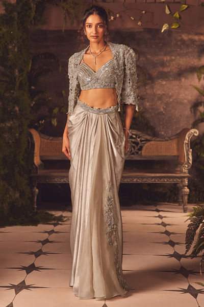 Ivory 3D floral embroidered jacket skirt set