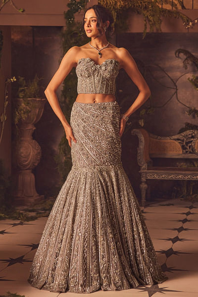 Lavender 3D floral corset and lehenga set