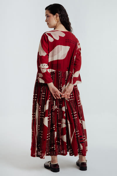 Rias Jaipur Red-black dyed bagru dabu print pleated dress RIASAUG26D152475