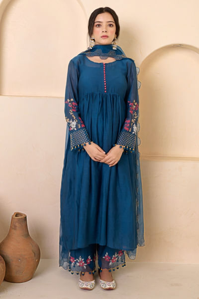 Sapphire blue hand embroidered kurta set