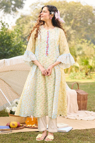 Multicolour floral printed kurta set