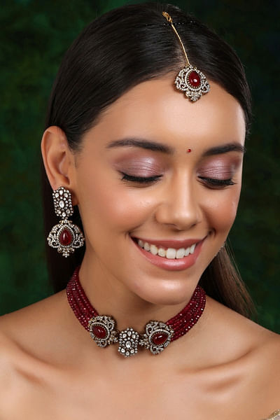 Maroon onyx and kundan choker set