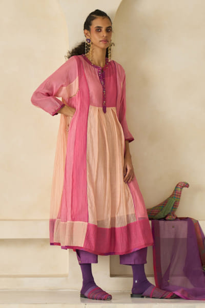 Purple embroidered chanderi pant