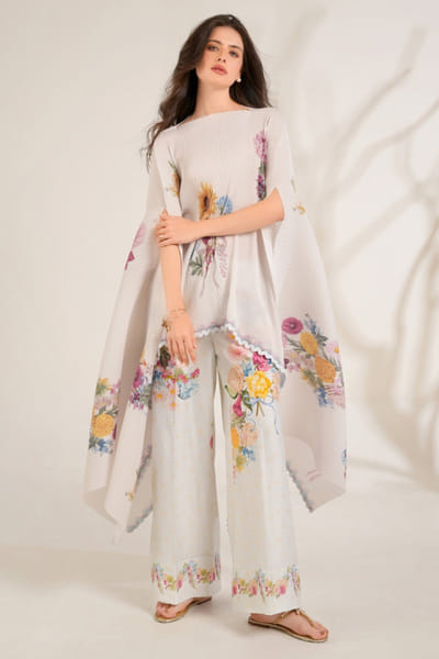 Moh India White floral printed cape set MOHIJUN26D148139