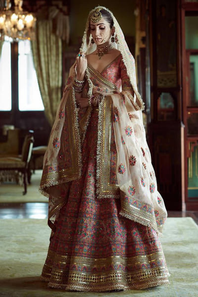 Sabyasachi Lehenga set SAC29FEB2003